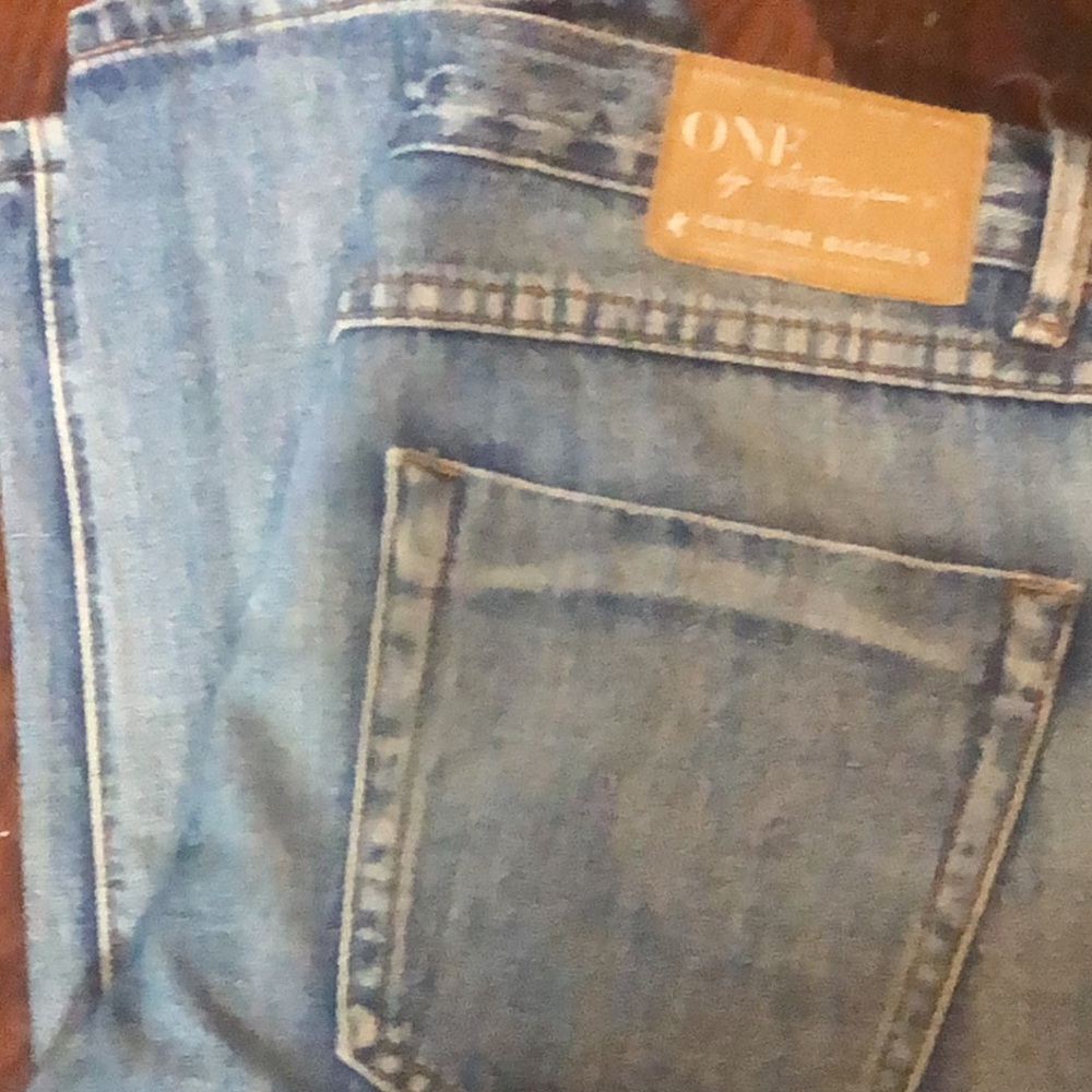 One Teaspoon Awesome Distressed Baggies Jeans - Picture 12 of 13